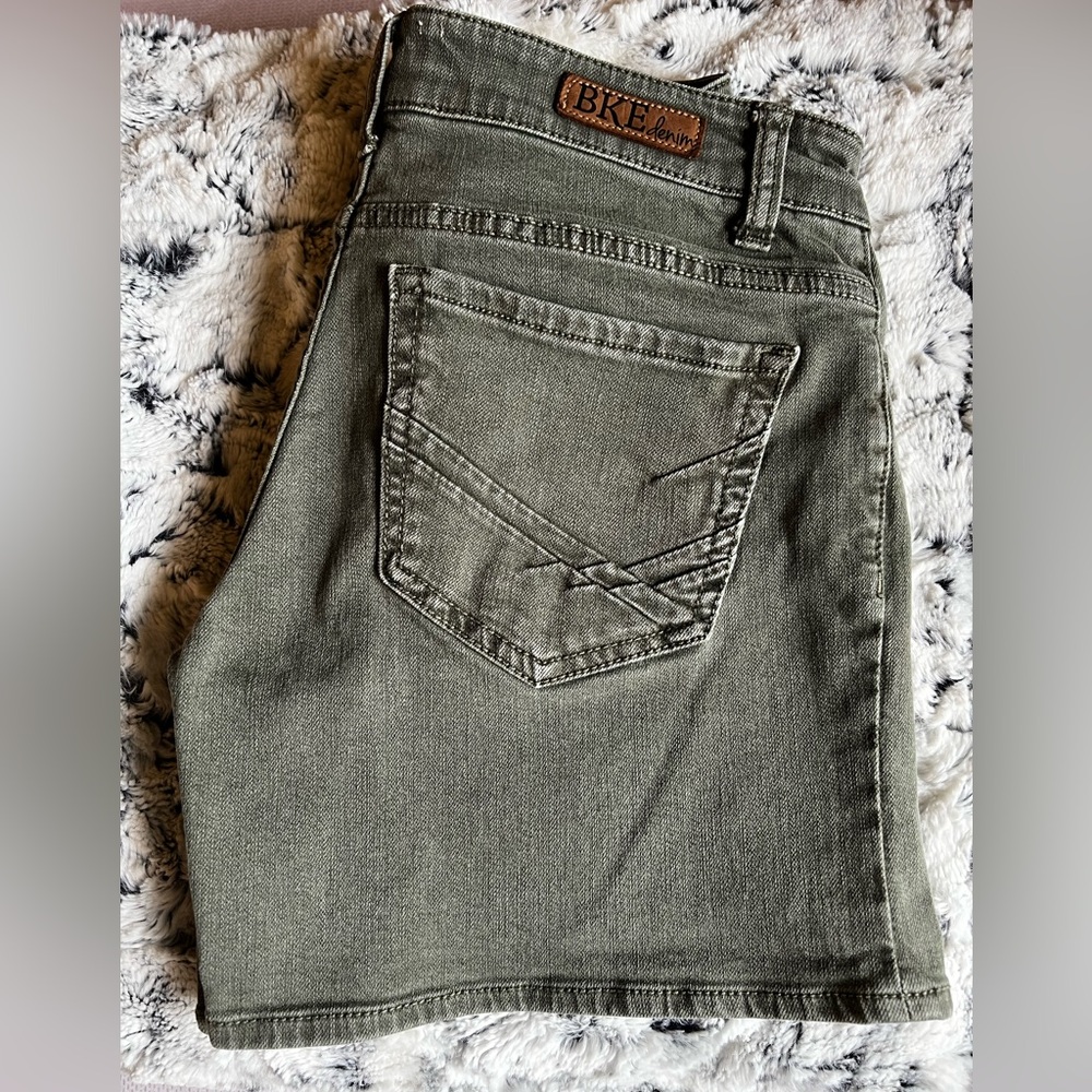 Buckle BKE Jean shorts